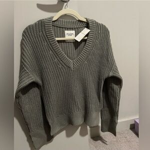 NWT Abercrombie and Fitch Sweater